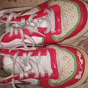 VINTAGE NIKE'S HOT PINK & NEON GREEN WHITE TENNIS SHOES